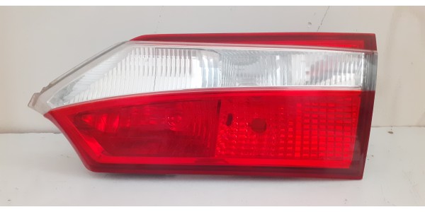 TOYOTA COROLLA SEDAN STOP LAMBASI SAĞ İÇ (13/15) DUYSUZ